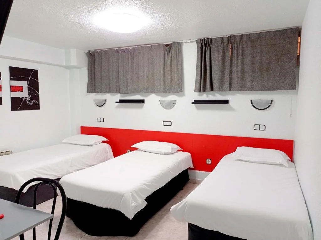 Dreibettzimmer — Hostal Lady Ana María