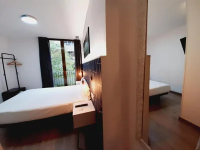 Hostal Laia by gaiarooms — Foto 11