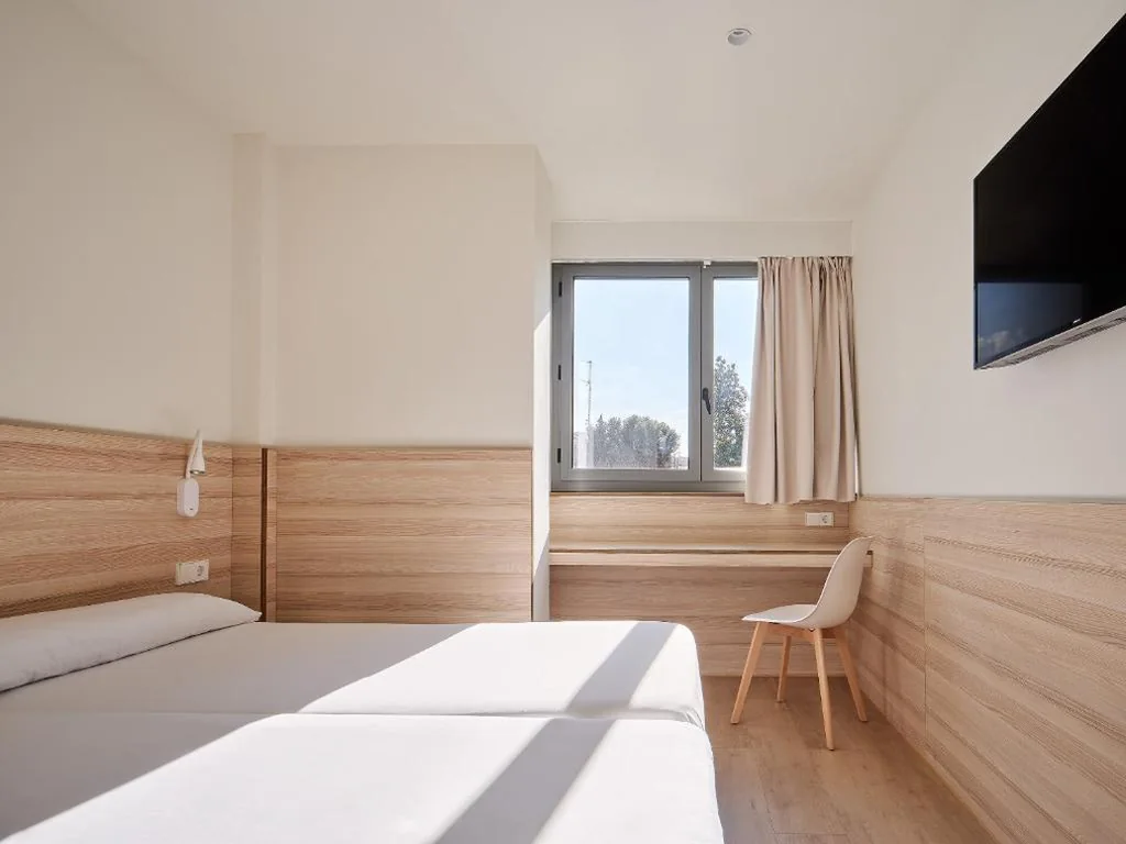 Habitación Doble — Hostal Lami