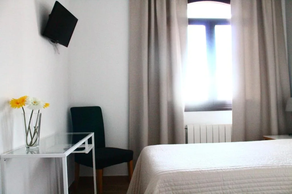 Habitación Individual — Hostal Landhaus