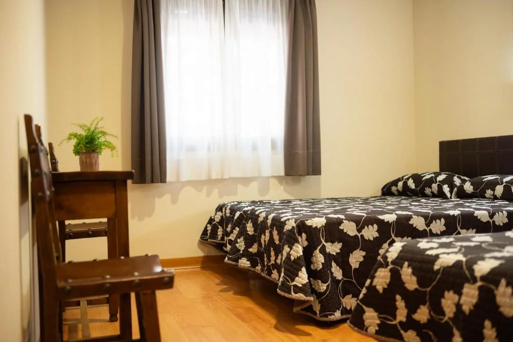 Tripla — Hostal LaPerdiz
