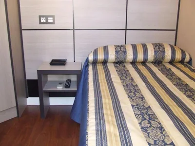Hostal Larios — Foto 2