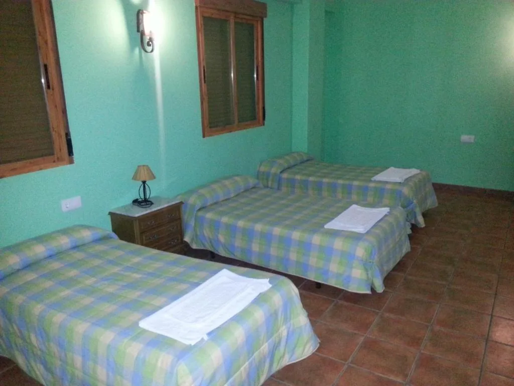 Camera quadrupla — Hostal las Tres Jotas