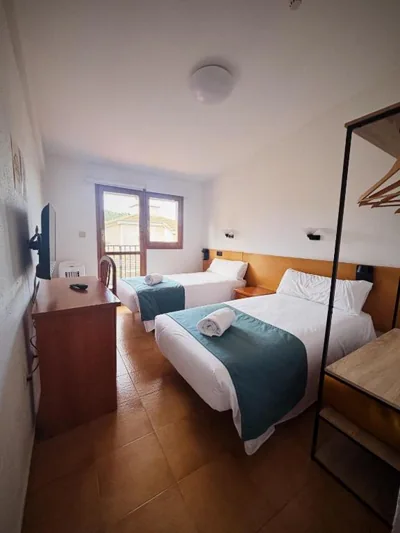 Hostal Legaz — foto 12