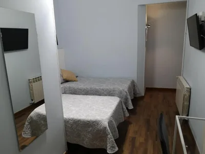 Hostal Lesseps — foto 9