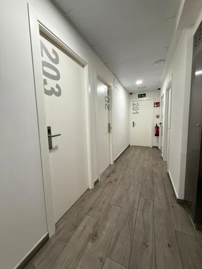 HOSTAL LETTO DAL MARE — Foto 4