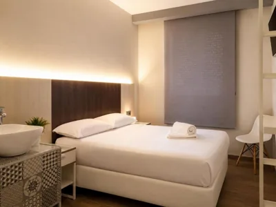 HOSTAL LETTO DAL MARE — Foto 5
