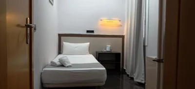 Hostal Levante Barcelona — Foto 10