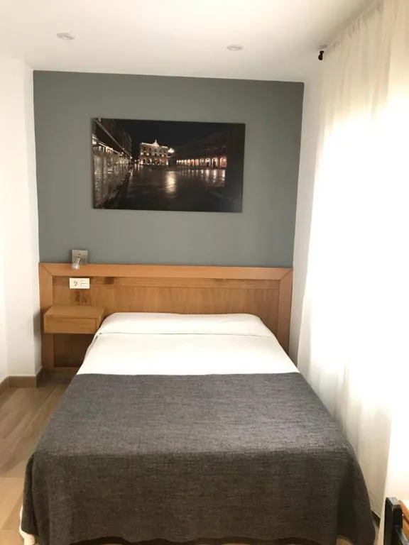 Günstiges Doppelzimmer — Hostal Libertad