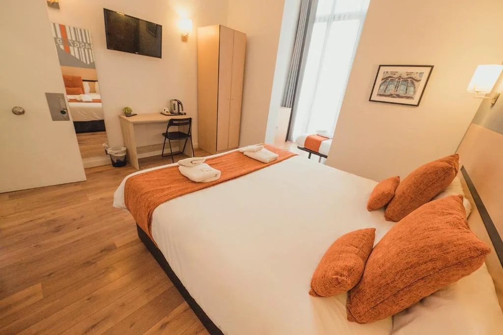Hostal Live Natura Barcelona