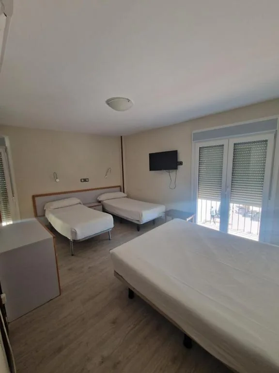Vierbettzimmer — Hostal Lizana 2
