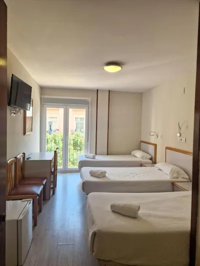Hostal Lizana 2 — Foto 6