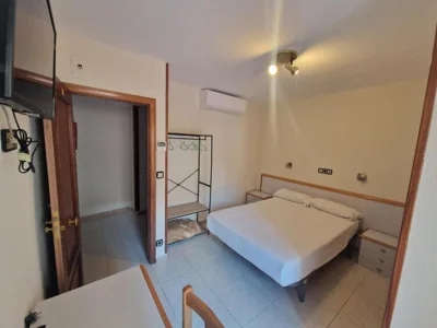 Hostal Lizana 2 — Foto 10