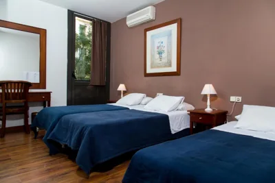Hostal LK Barcelona — photo 6
