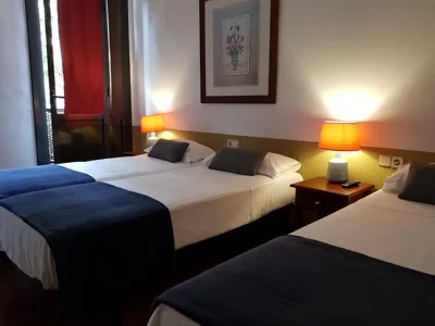 Hostal LK Barcelona — photo 12