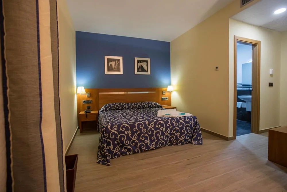 Hostal LLanos