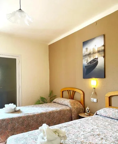 Hostal Lleida — Foto 7