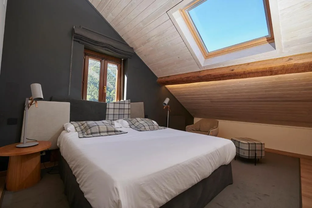 Superior Suite — Hostal Lola