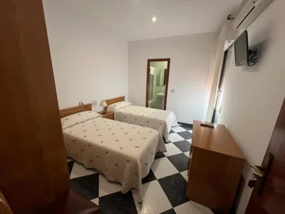 Hostal Los Amigos — foto 12