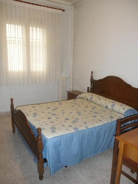 Doppelzimmer mit eigenem Bad – 1 oder 2 Betten — Hostal Los Andes