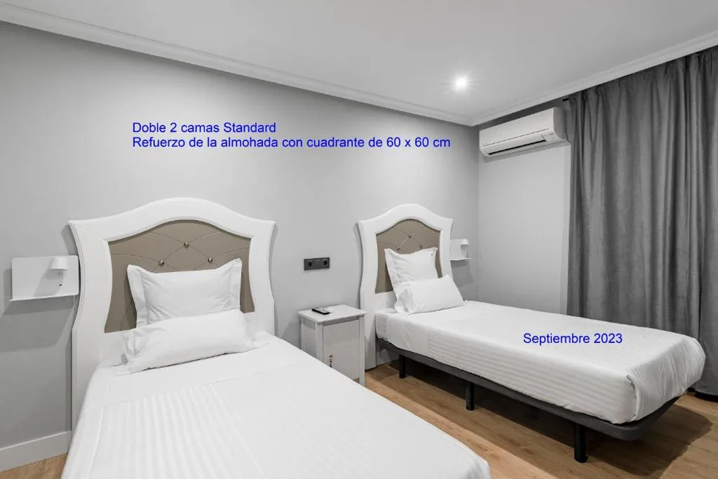 Standard-Doppelzimmer mit 2 Einzelbetten — Hostal Los Ángeles