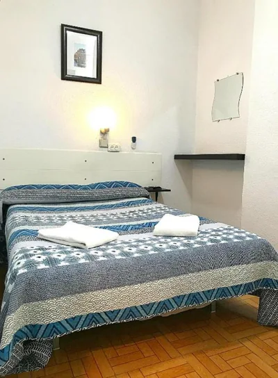 Hostal Los Arcos — Foto 2