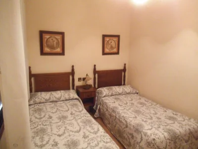 Hostal Los Galgos — Foto 7