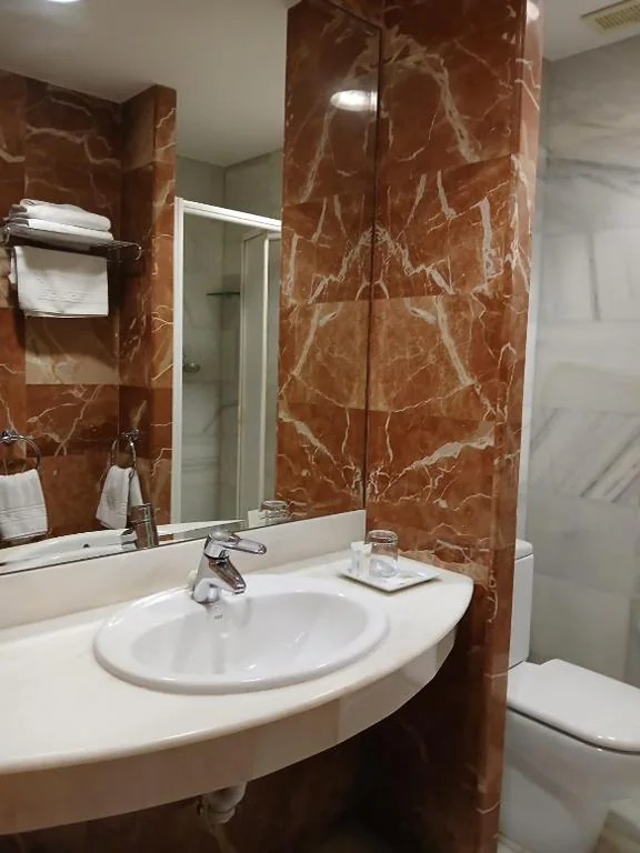 Zimmer mit Doppelbett — Hostal Los Infantes