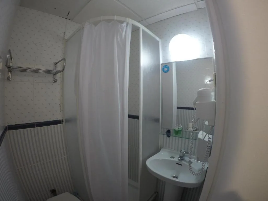 Quarto Duplo — Hostal Los Perales