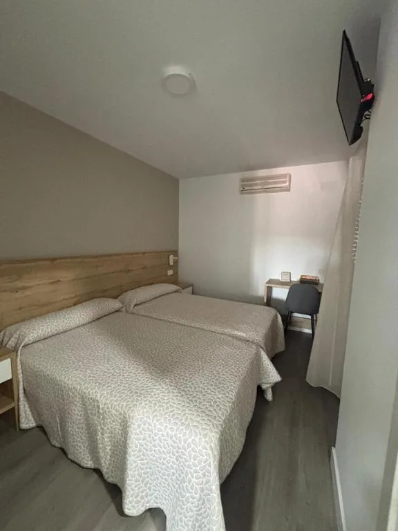 ツインルーム — Hostal Los Rosales