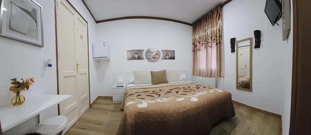 Quarto Duplo — Hostal Loyola
