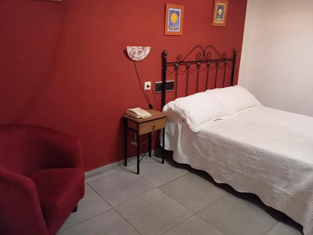 Camera doppia con 2 letti — HOSTAl LUJUAN