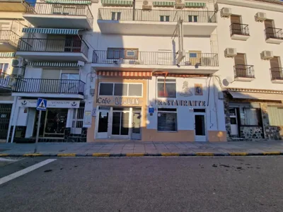 HOSTAl LUJUAN — foto 6