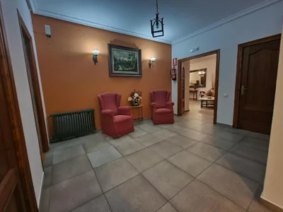 HOSTAl LUJUAN — foto 12