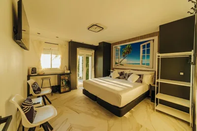 HOSTAL LUXURY NIT I DIA — foto 9