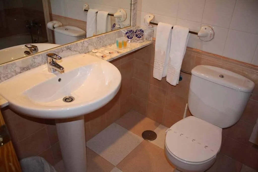 单人间 — Hostal Macami