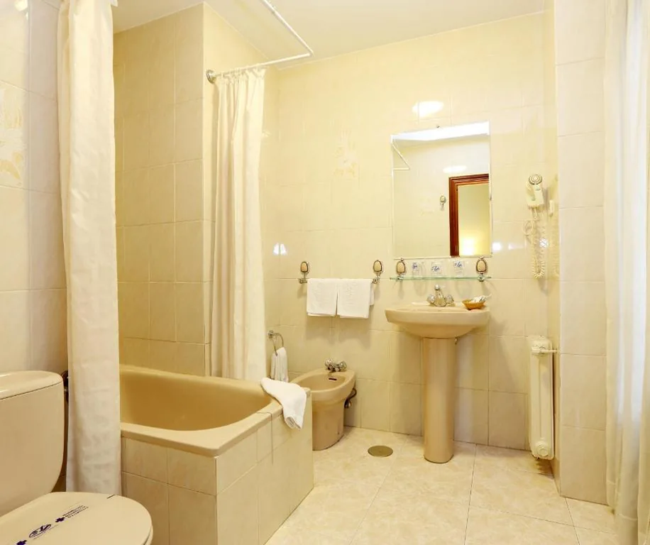 Camera singola — Hostal Macarena