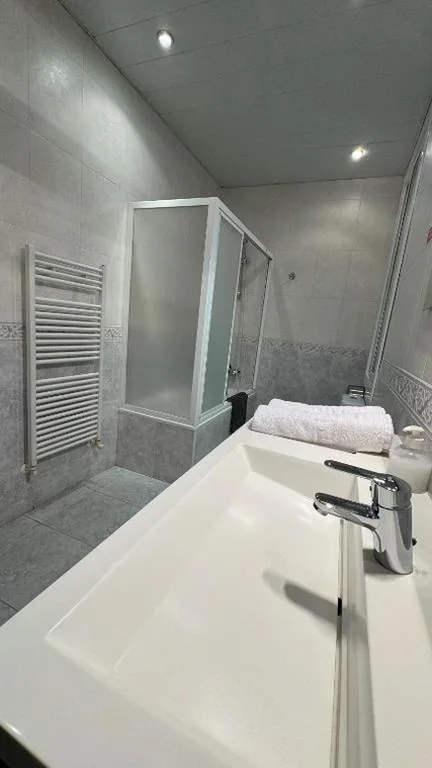 Hostal Madrazo