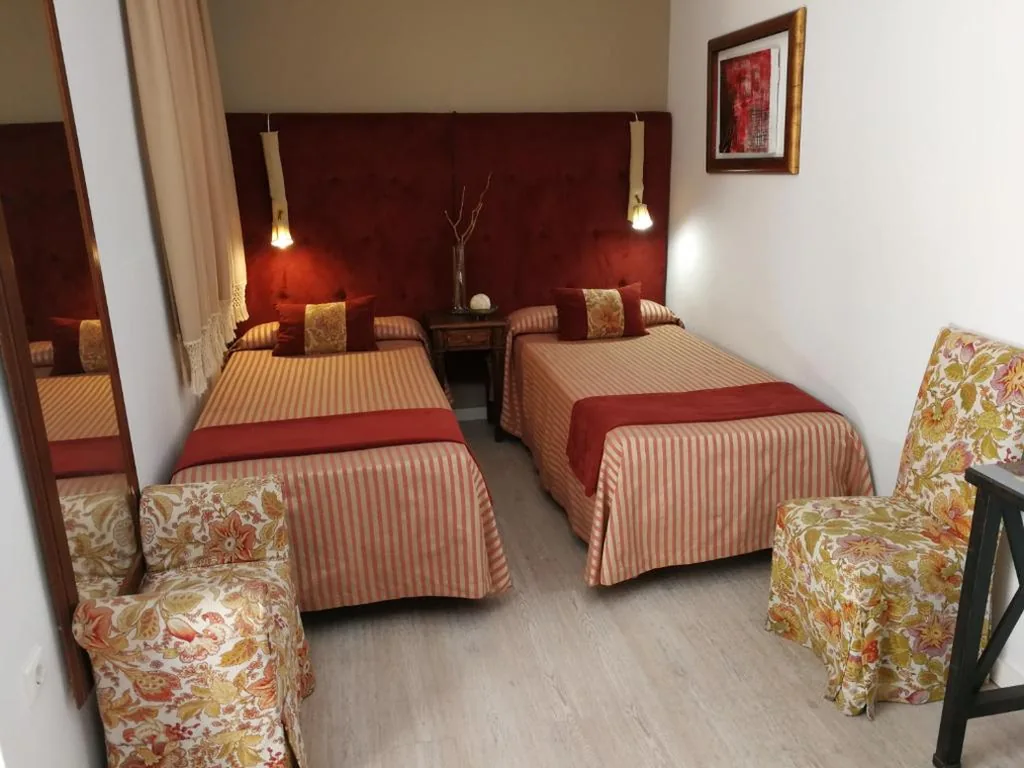 Habitación Doble - 1 o 2 camas — Hostal Maestre