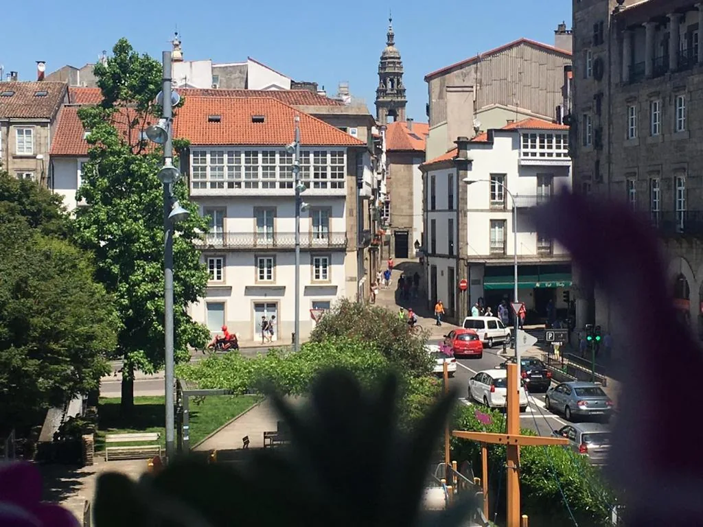 Camera singola con bagno privato esterno e vista sulla città — Hostal Mafer
