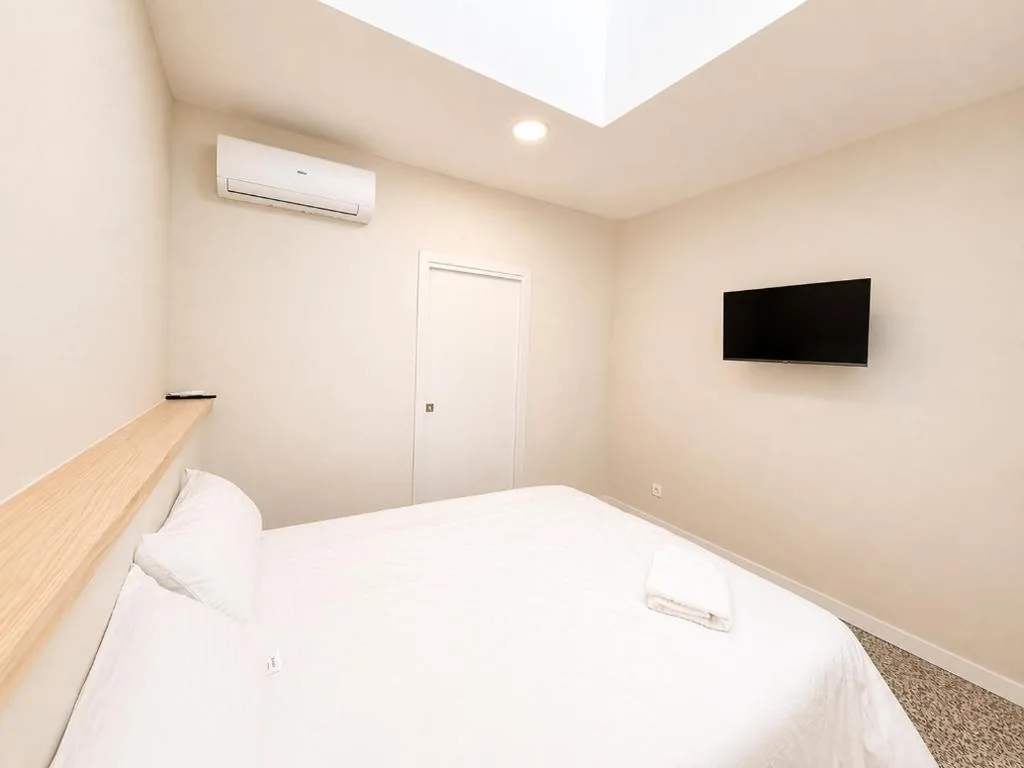 Quarto Individual — Hostal Majadahonda