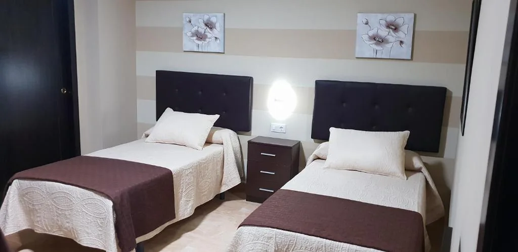 Apartamento Superior — Hostal Málaga
