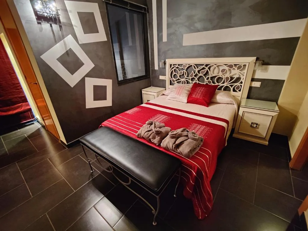 Suite mit Terrasse — Hostal Manel