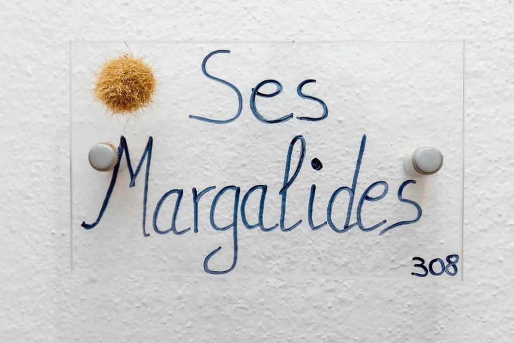 Chambre triple intérieure — Hostal Manolita