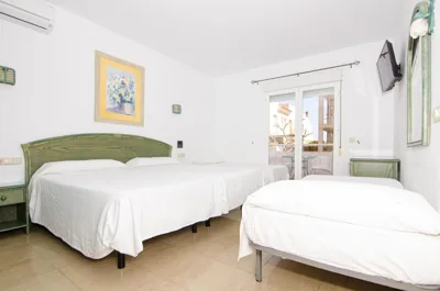 Hostal Manolo — Foto 7