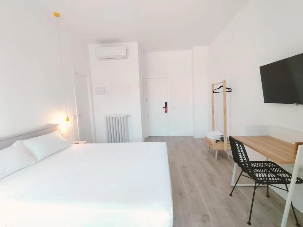 Deluxe-Doppelzimmer — Hostal Manuela by gaiarooms