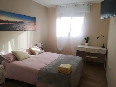 Hostal Mari en La Laguna, alquiler habitación privada en hostal, 6 habitaciones cerca de la universidad y aeropuerto Norte, 3 baños compartidos — foto 12