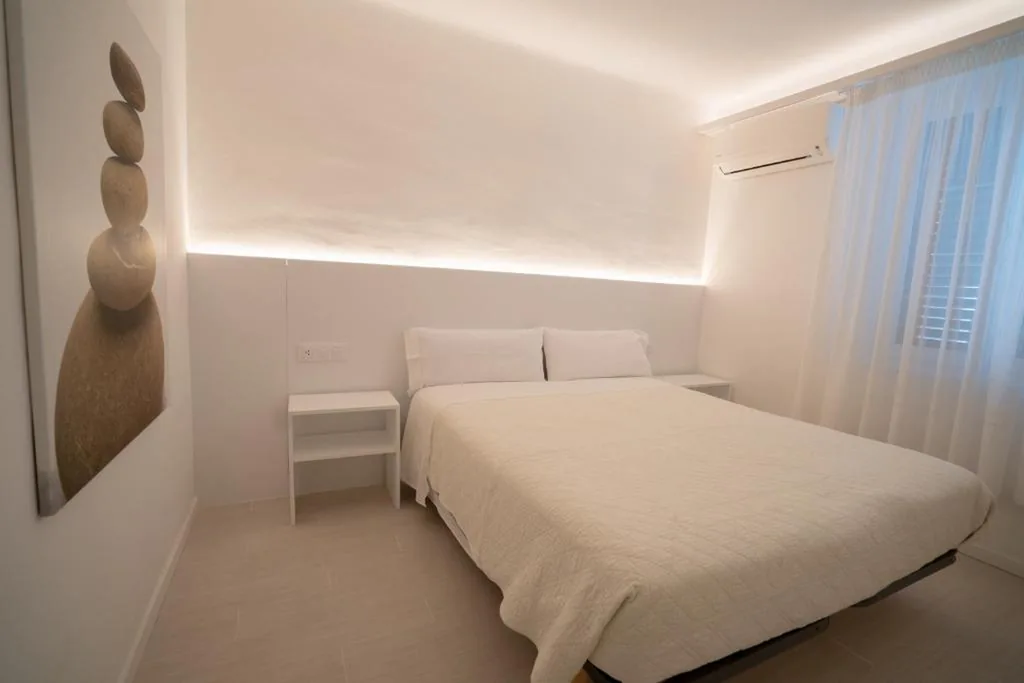 Quarto Duplo Standard — Hostal Marina Cadaqués