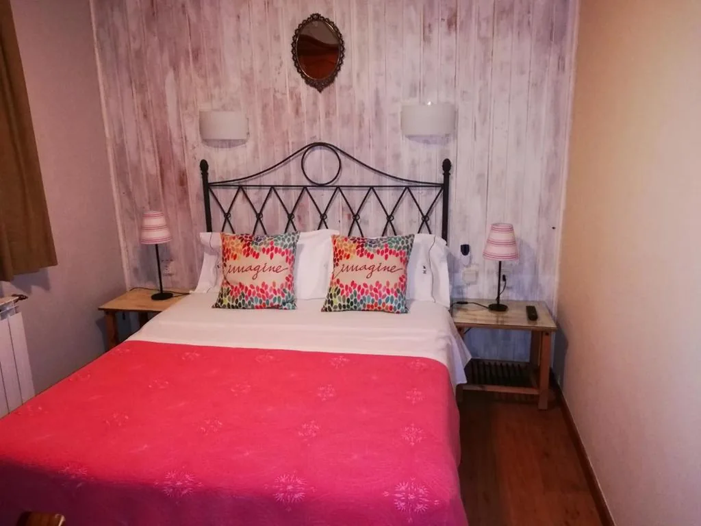 Camera doppia Economy — Hostal Martin - Sanabria