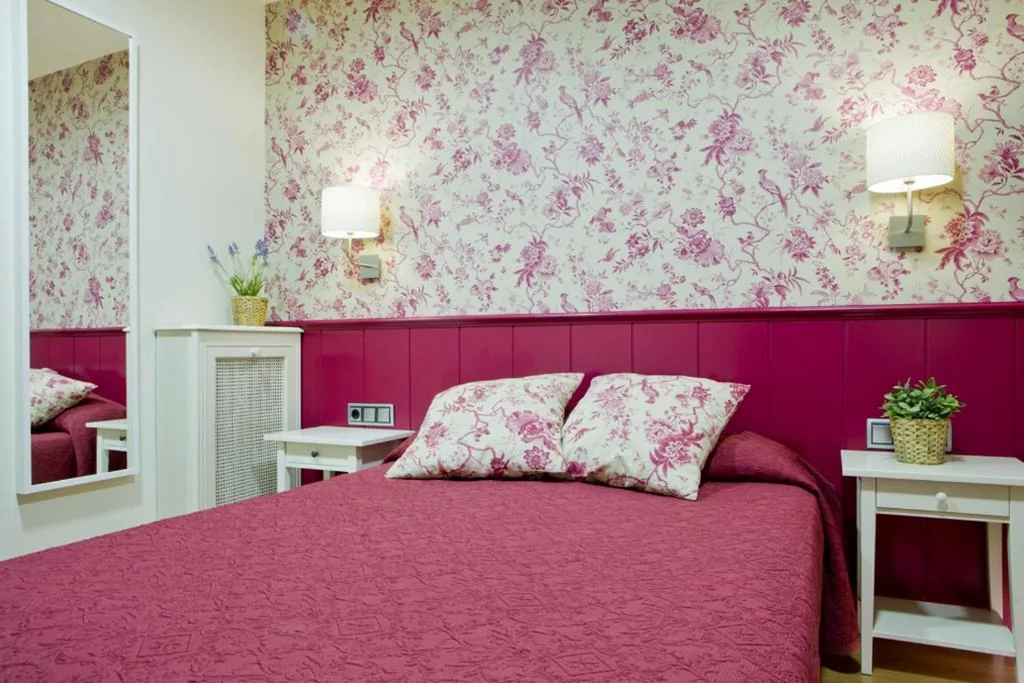 Camera doppia - 1 o 2 letti — Hostal Matheu